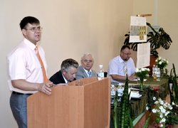 З вітальним словом виступає проректор з наукової та інноваційної діяльності, доктор с.-г. наук, професор Віктор Карпенко